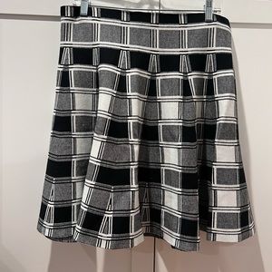 NWT Saks Fifth Avenue pull-on plaid skirt